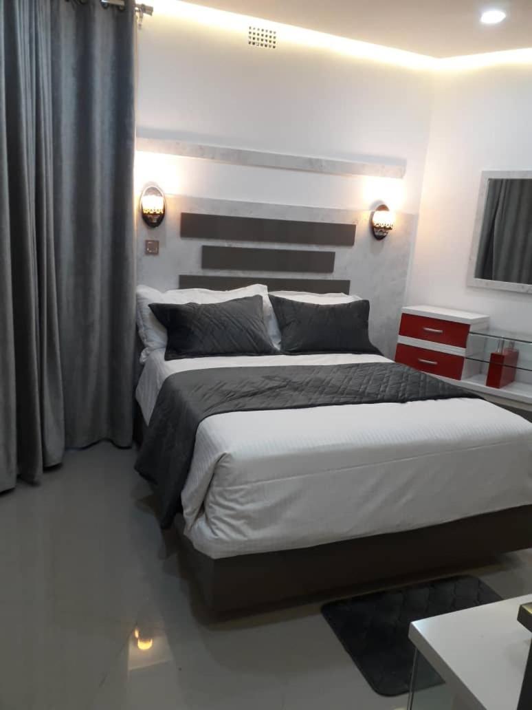 Kaazmein Lodge Livingstone Ngoại thất bức ảnh