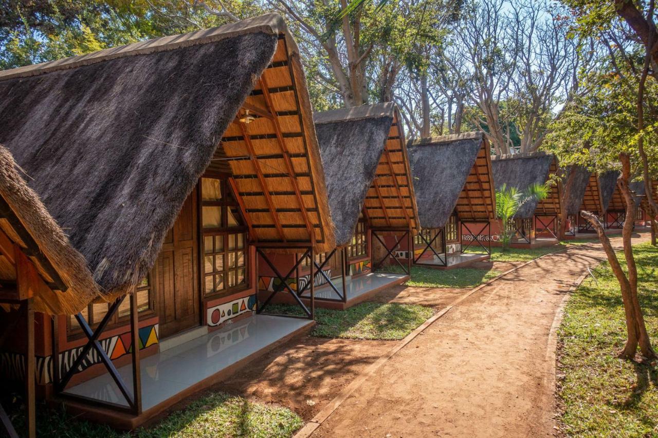 Kaazmein Lodge Livingstone Ngoại thất bức ảnh